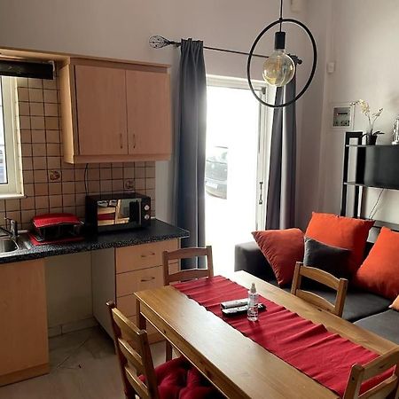 Comfy Apartment With Low Ceiling Attic Atene Esterno foto