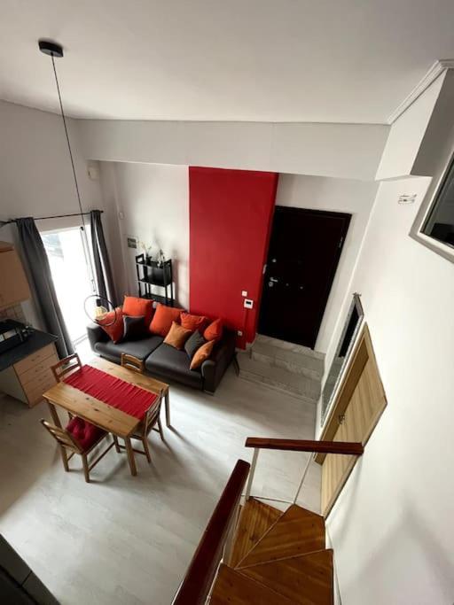 Comfy Apartment With Low Ceiling Attic Atene Esterno foto